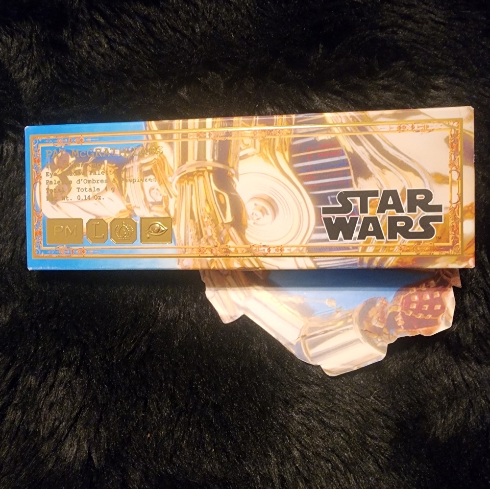 Pat McGRATH Limited Edition Star Wars Eyeshadow Bundle - Picture 8 of 10